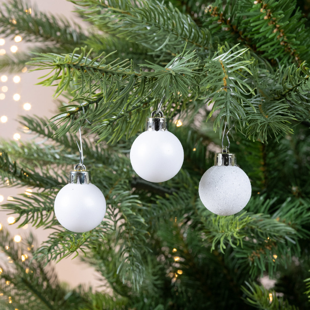 Kaemingk Bauble Shatterproof Shiny/Matt/Glitter Mix Winter White Glitter Dia3cm