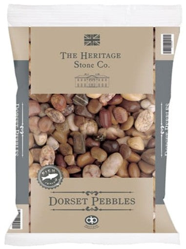 Deco-Pak Dorset Pebbles 20-40m bag of smooth cream and grey rounded pebbles at Pengelly Garden Centre Cornwall